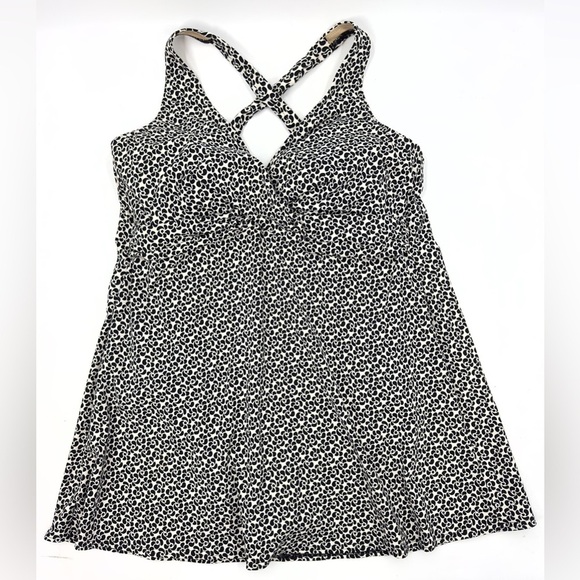 Lands End One Piece Swimsuit Dress Womens 16W Floral Modest Skirt Supportive - Picture 1 of 7